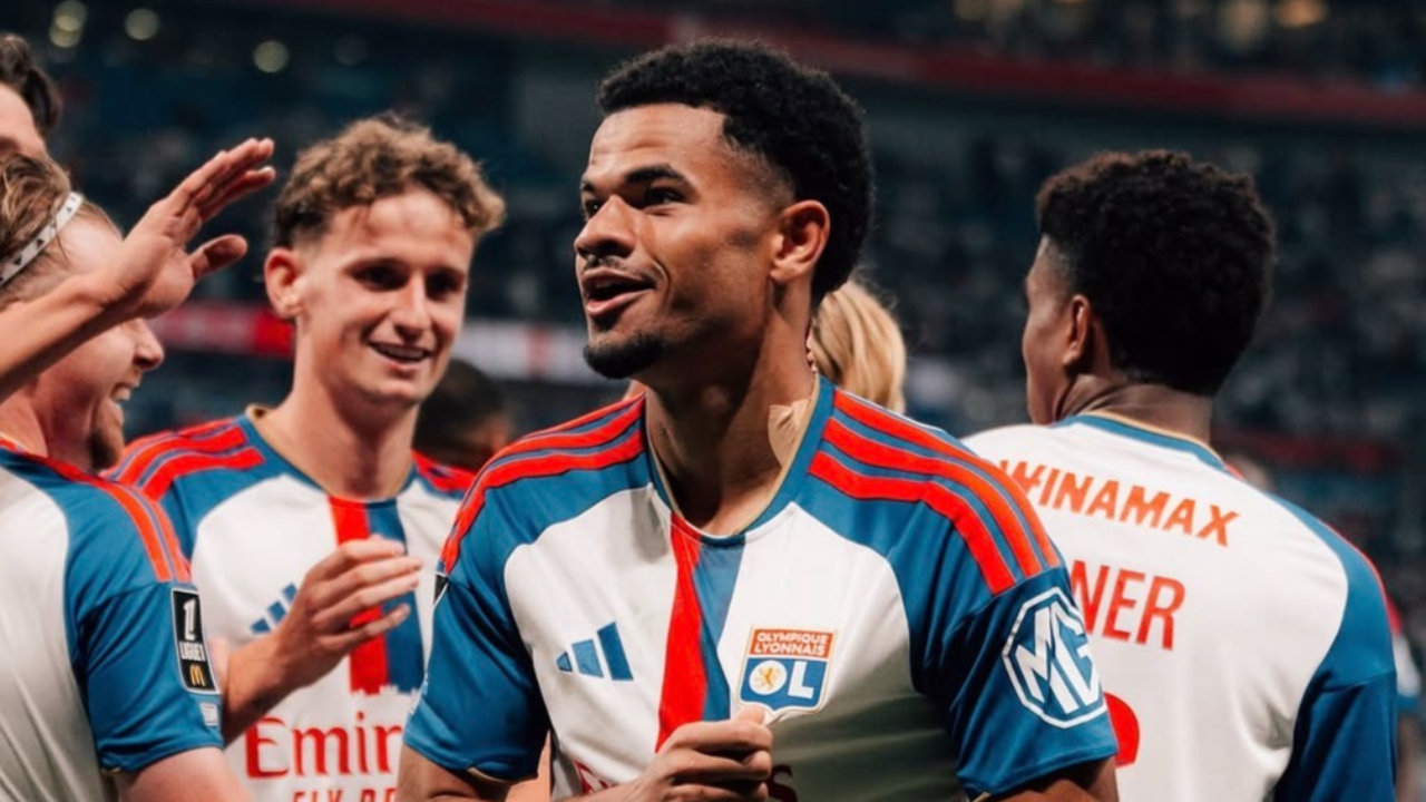 Milan Sengaja Tak Sertakan Opsi Beli dalam Peminjaman Zachary Athekame