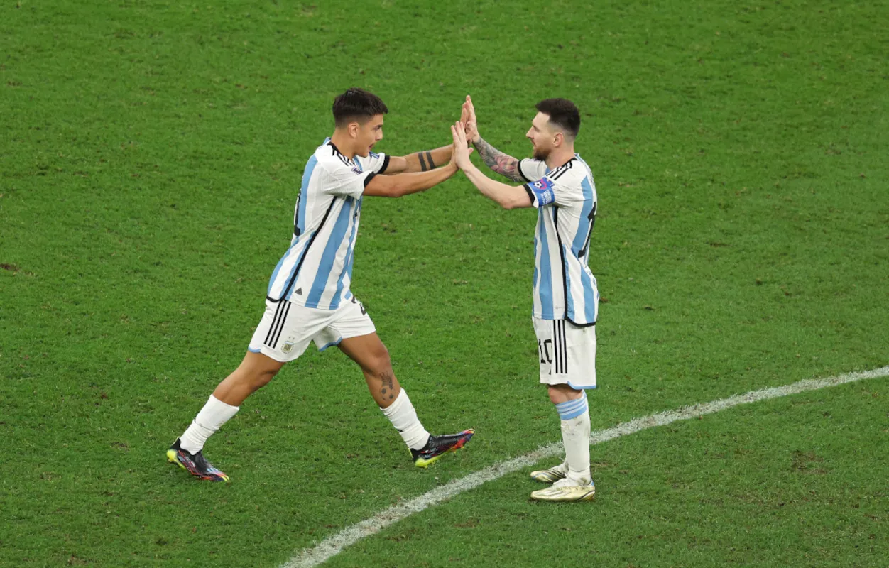 Roma Cegah Dybala dan Molina Hadiri Laga Pamungkas Messi - sumber: (footballitalia)