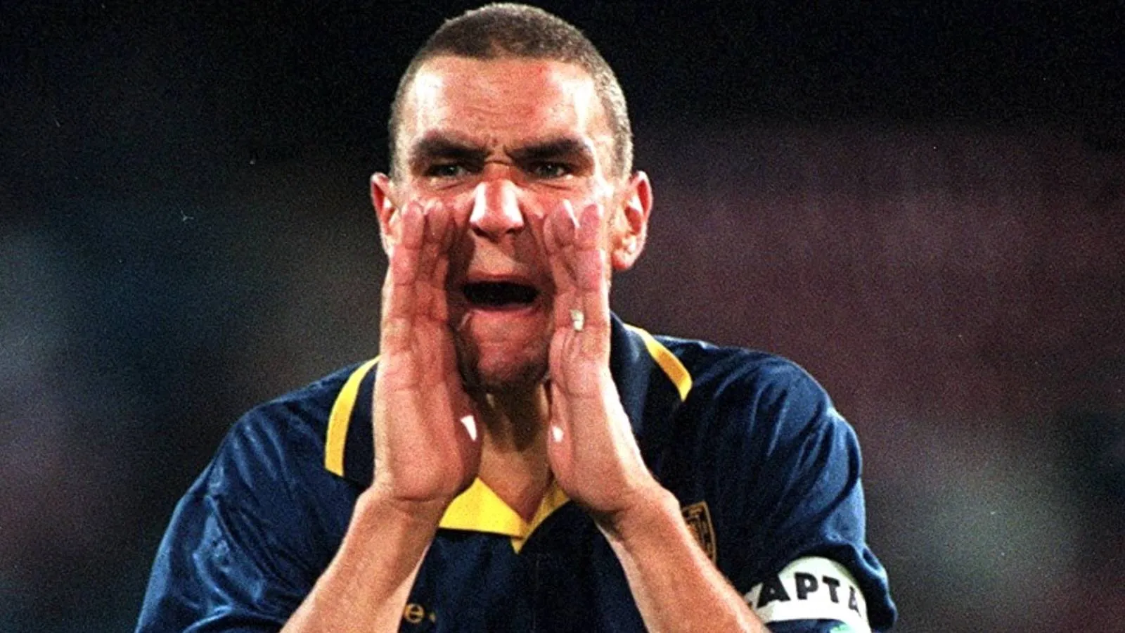 Vinnie Jones dan Geng Gila Wimbledon: Legenda Punk Rock Sepak Bola Era ’80-an dan ’90-an - sumber: (givemesport)