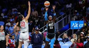 Atlanta Dream Balikkan Keadaan untuk Gulingkan Washington Mystics di Game 1