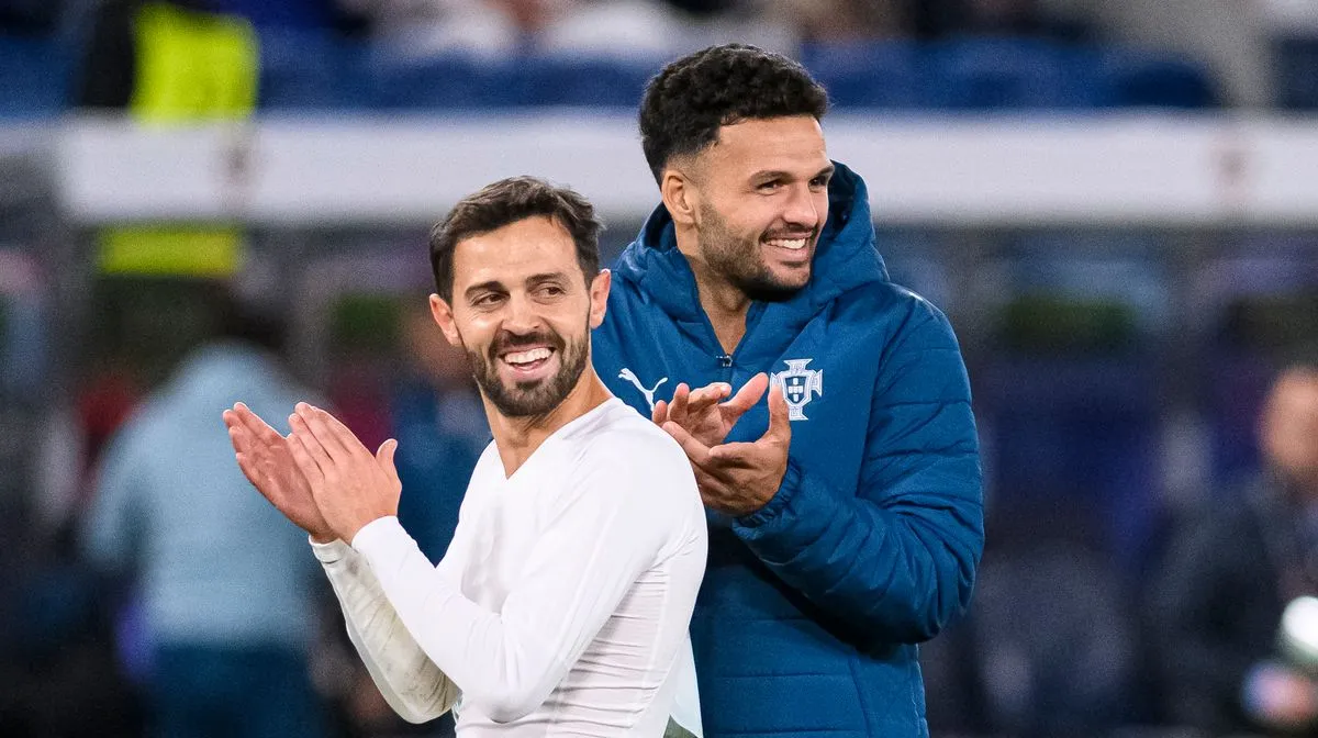 Bernardo Silva Menanggapi Tekel Kontroversial pada Odegaard - sumber: (footballlondon)