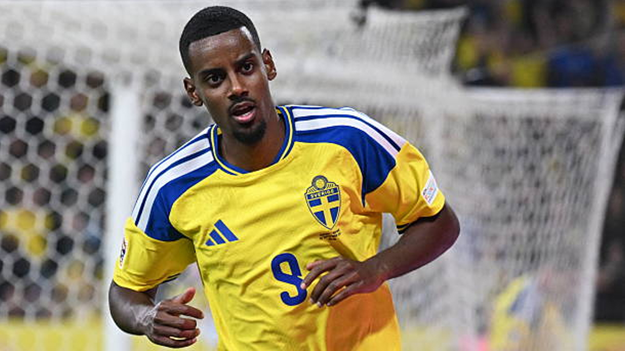 Cedera Hingga Berlumuran Darah, Timnas Swedia Pulangkan Alexander Isak