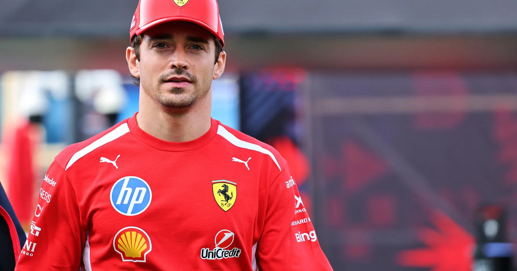 Charles Leclerc Desak Ferrari Tanggapi Peningkatan Rival - sumber: (racingnews365)