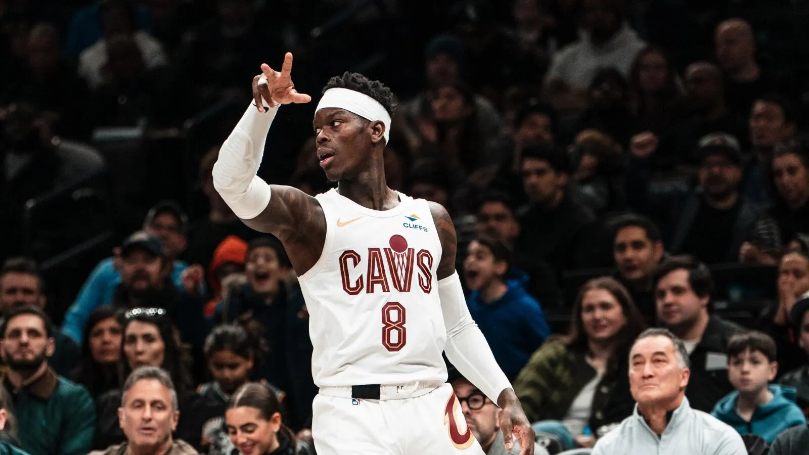 Dennis Schroder Pilih Pulang Kampung ke Jerman Setelah Pensiun - sumber: (mainbasket)