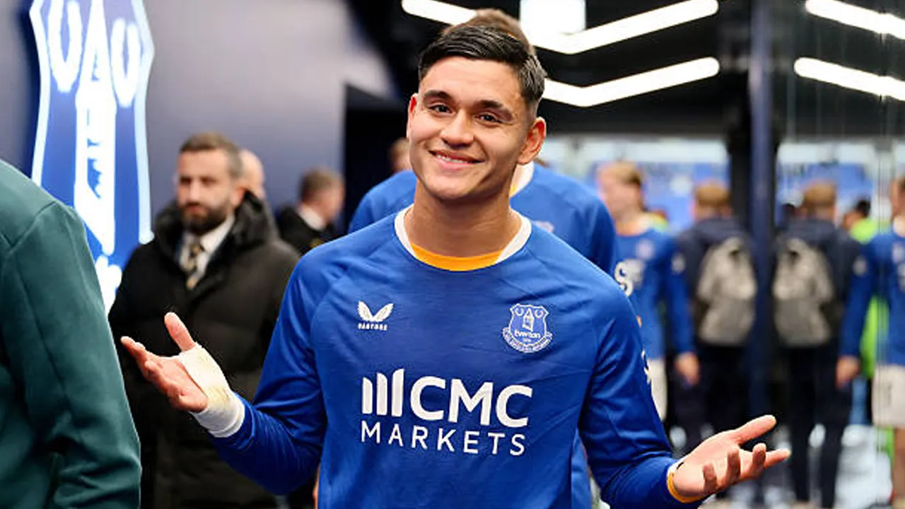 Everton Tidak Beli Striker, David Moyes Akan Coba Ubah Peran Carlos Alcaraz