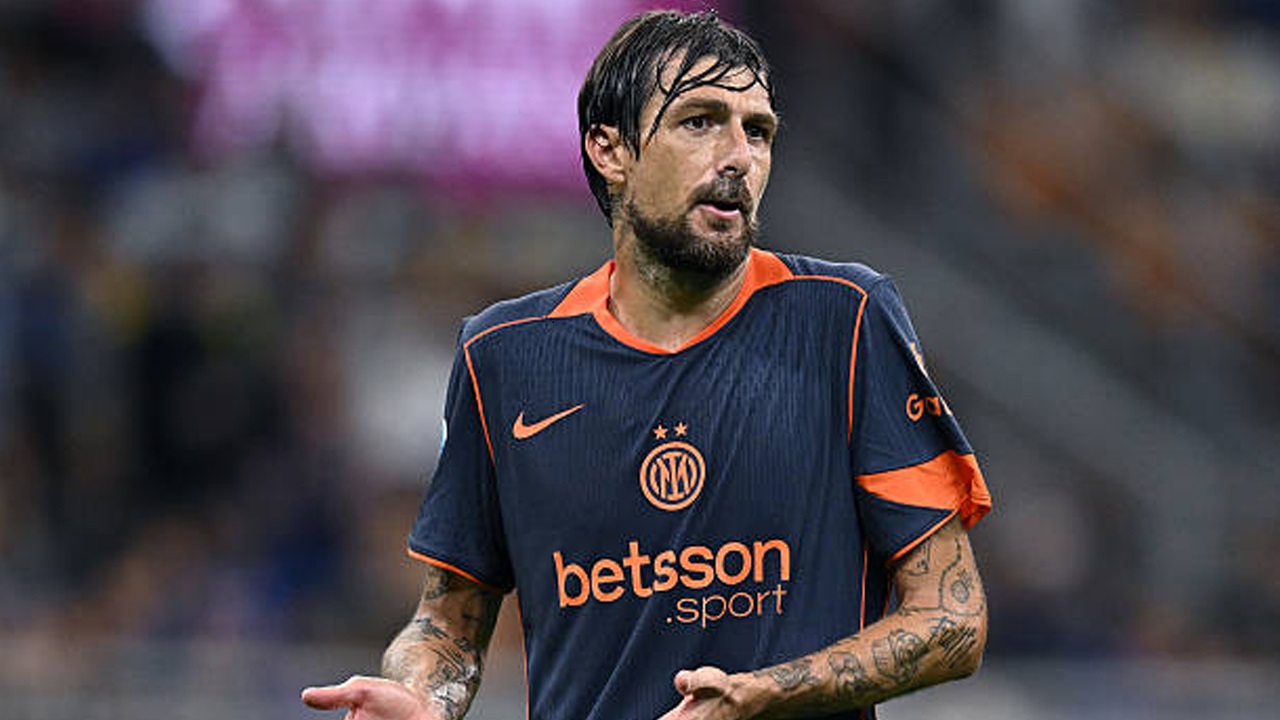 Francesco Acerbi Masih Tanpa Klub, Jalan ke Atalanta Dilaporkan Tertutup