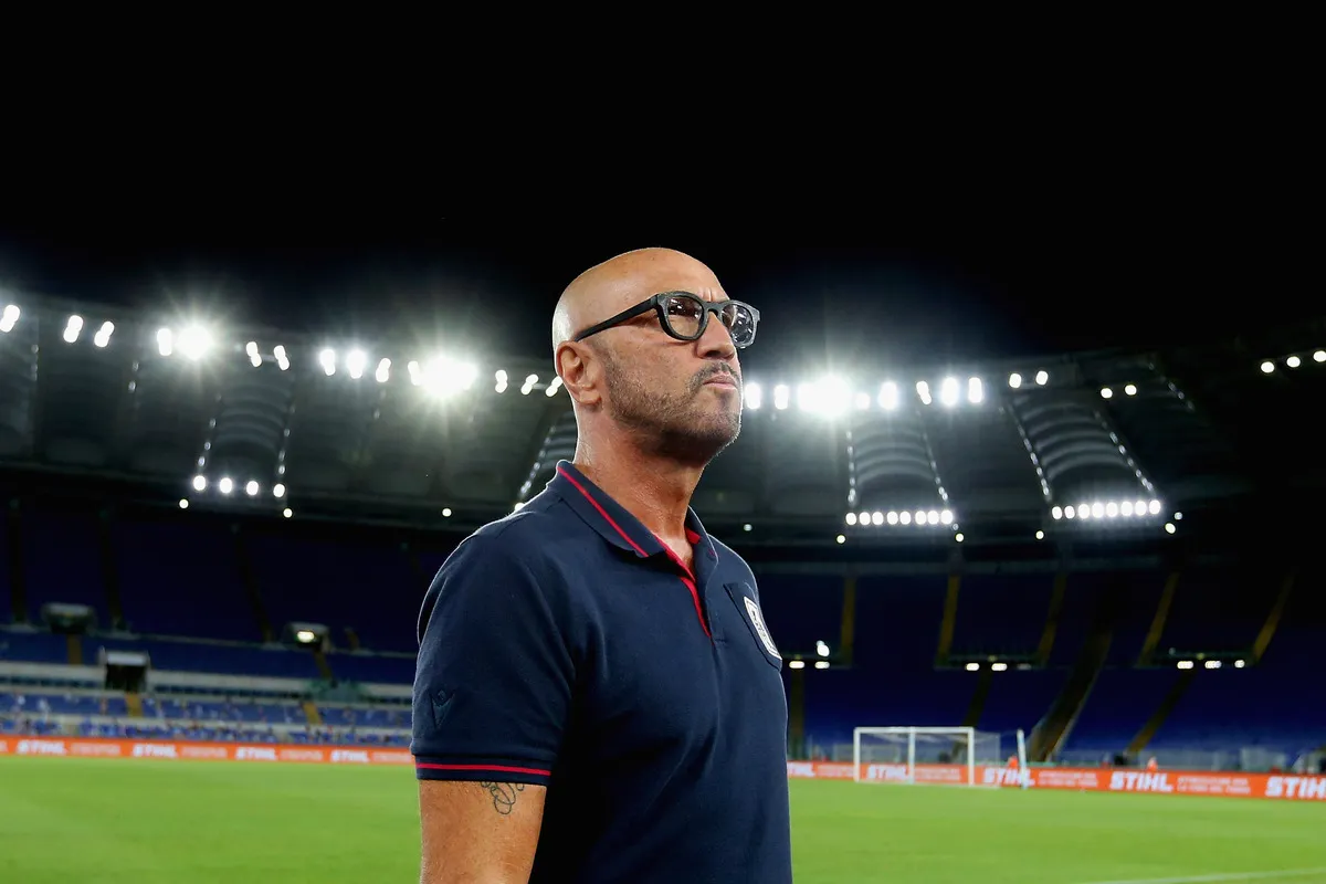 Franco Baresi Dapat Dukungan Zenga Usai Vandalisme Mural - sumber: (footballitalia)