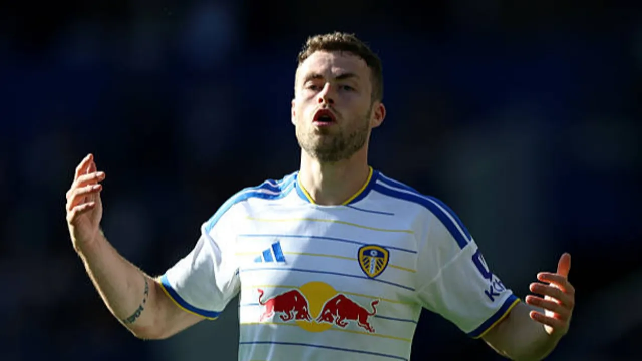 Gabriel Gudmundsson pastikan kabar cedera lutut yang menimpanya hanyalah rumor palsu