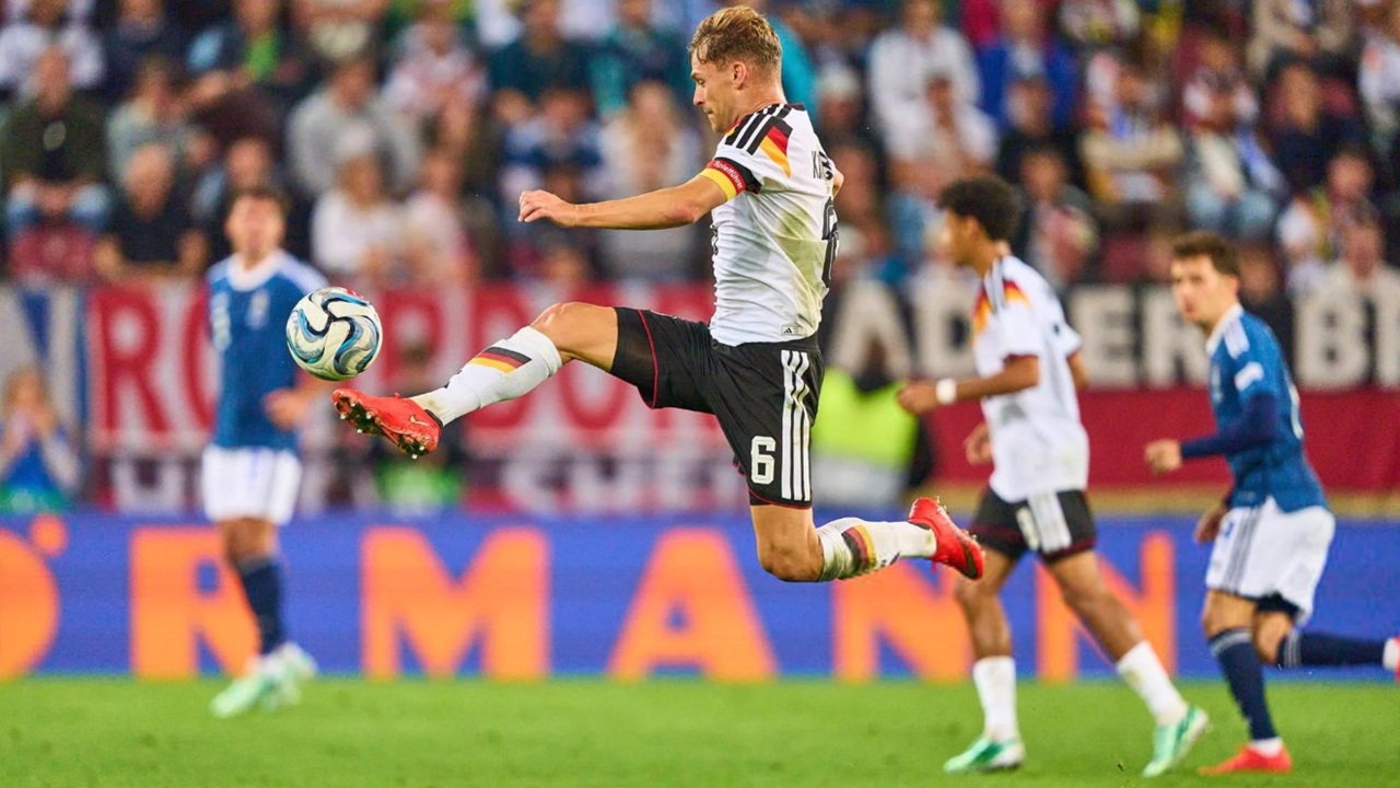 Kualitas Jerman Diremehkan Bastian Schweinsteiger, Kimmich Tak Bisa Membantah