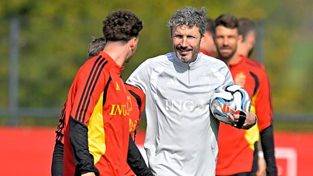 Lawan Prancis yang Bertabur Bintang, Mark van Bommel Ingin Belgia Tetap Main Menyerang