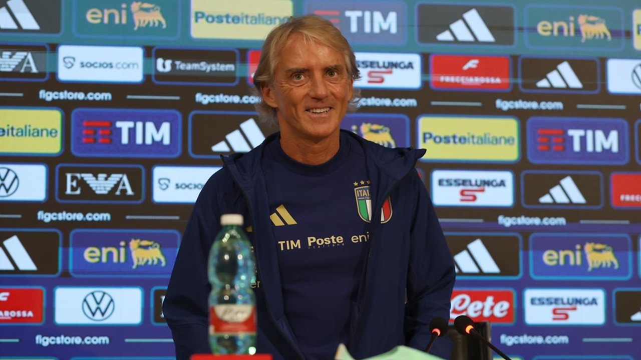 Lawan Turki, Roberto Mancini Minta Timnas Italia Tak Panik