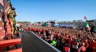 Max Biaggi Senang Nicolo Bulega Menjadi Juara WSBK