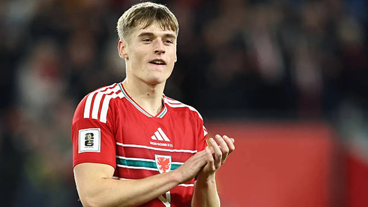 Perkuat Pertahanan, West Ham United Ingin Datangkan Dylan Lawlor di Januari