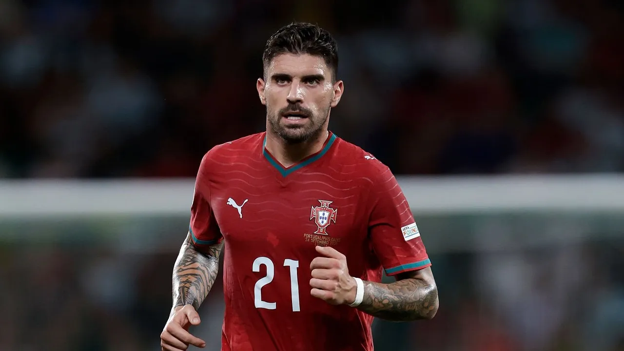 Ruben Neves tertarik kembali ke Wolverhampton Wanderers usai sukses besar bersama Al Hilal