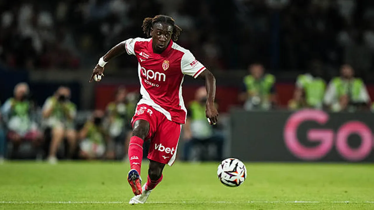 Taksir Mamadou Coulibaly, Newcastle United Bersaing dengan Napoli