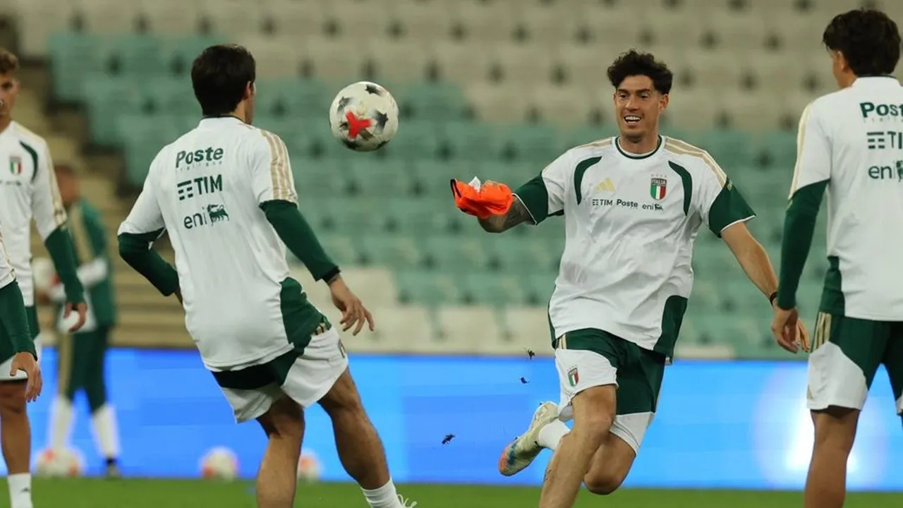 Alessandro Bastoni Pasang Badan untuk Para Pemain Muda Italia