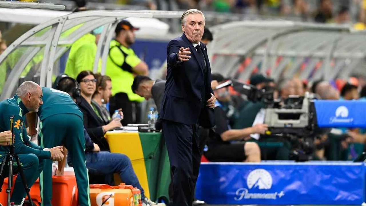 Carlo Ancelotti Memuji Penampilan Vinicius Bersama Timnas Brasil