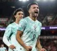 Goncalo Ramos Curi Sorotan, Kirim Ronaldo ke Bangku Cadangan