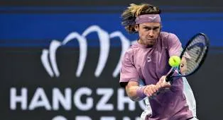 Klaim Kemenangan Ke-400, Andrey Rublev Tantang Daniil Medvedev Di Hangzhou