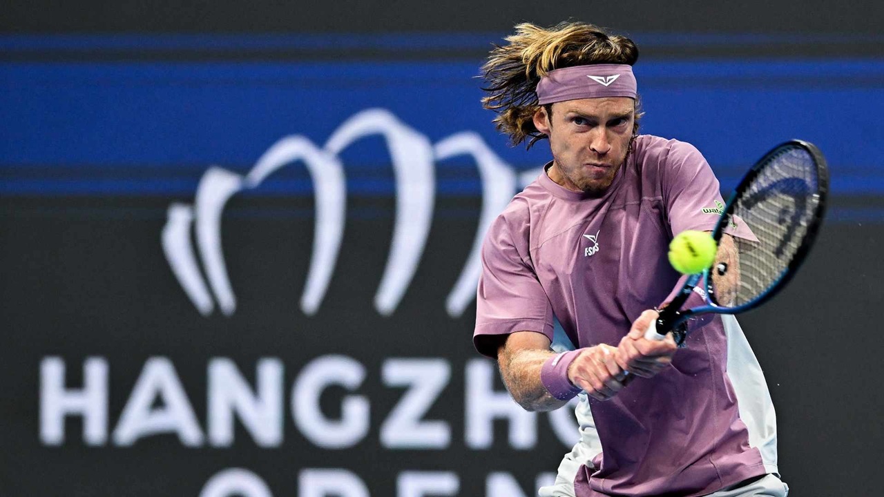 Klaim Kemenangan Ke-400, Andrey Rublev Tantang Daniil Medvedev Di Hangzhou