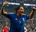 Pio Esposito Persembahkan Gol ke Gawang Turki untuk Neneknya
