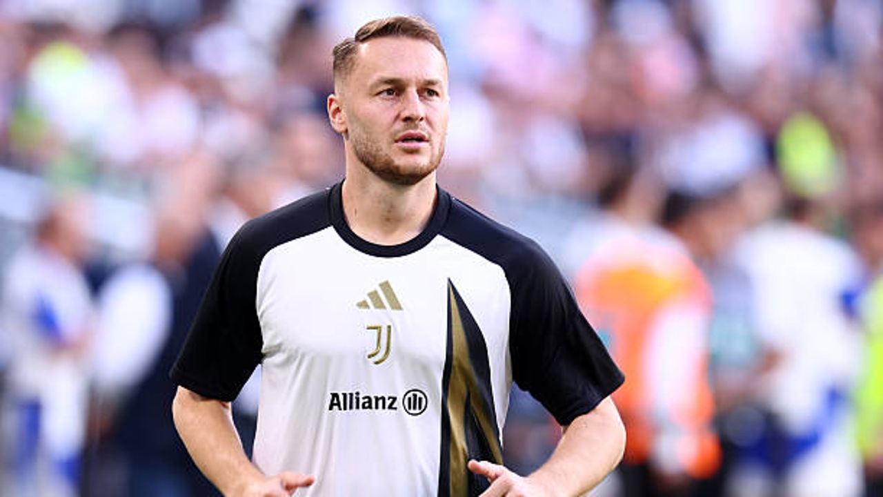 Teun Koopmeiners Diminati Everton dan Newcastle United