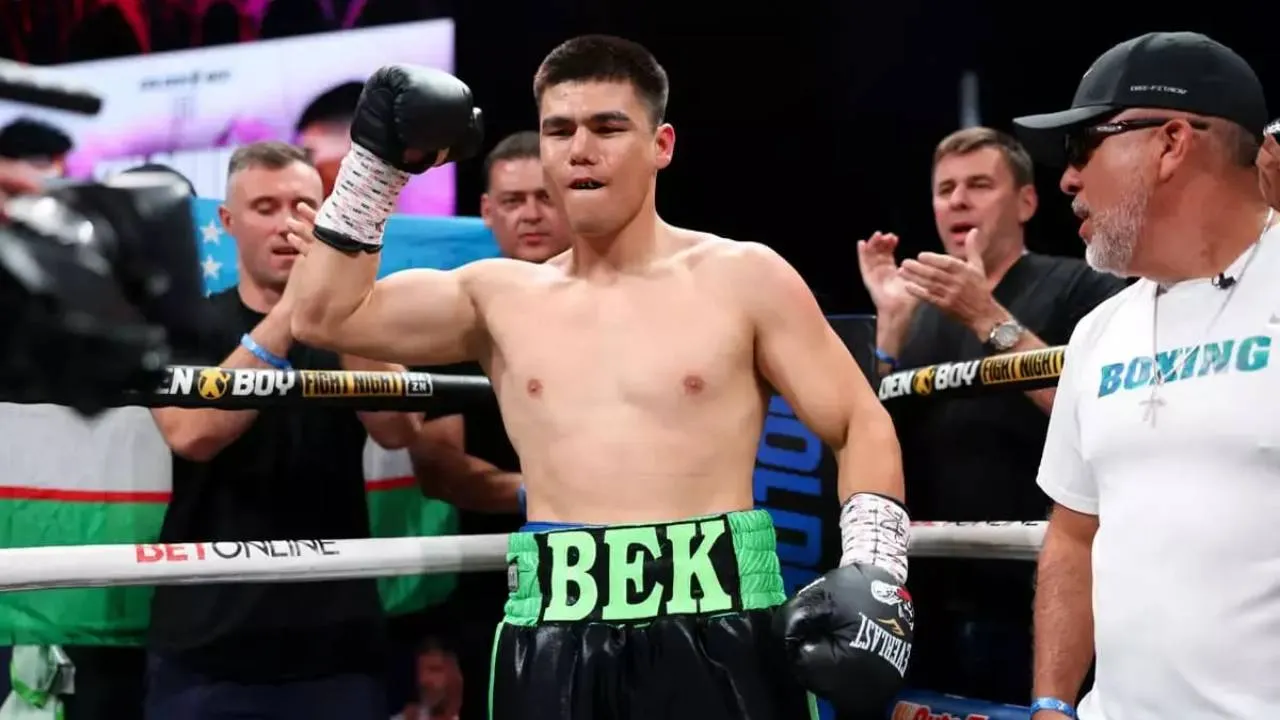 Bektemir Melikuziev mengamankan status penantang wajib WBA setelah mengalahkan Darius Fulghum dalam pertarungan eliminator gelar pada Mei tahun lalu. (Foto: Fight TV)