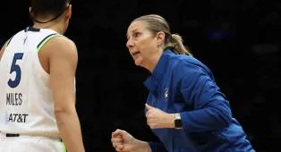 Cheryl Reeve Akui Minnesota Lynx Belum Punya Komposisi Tepat untuk Playoff
