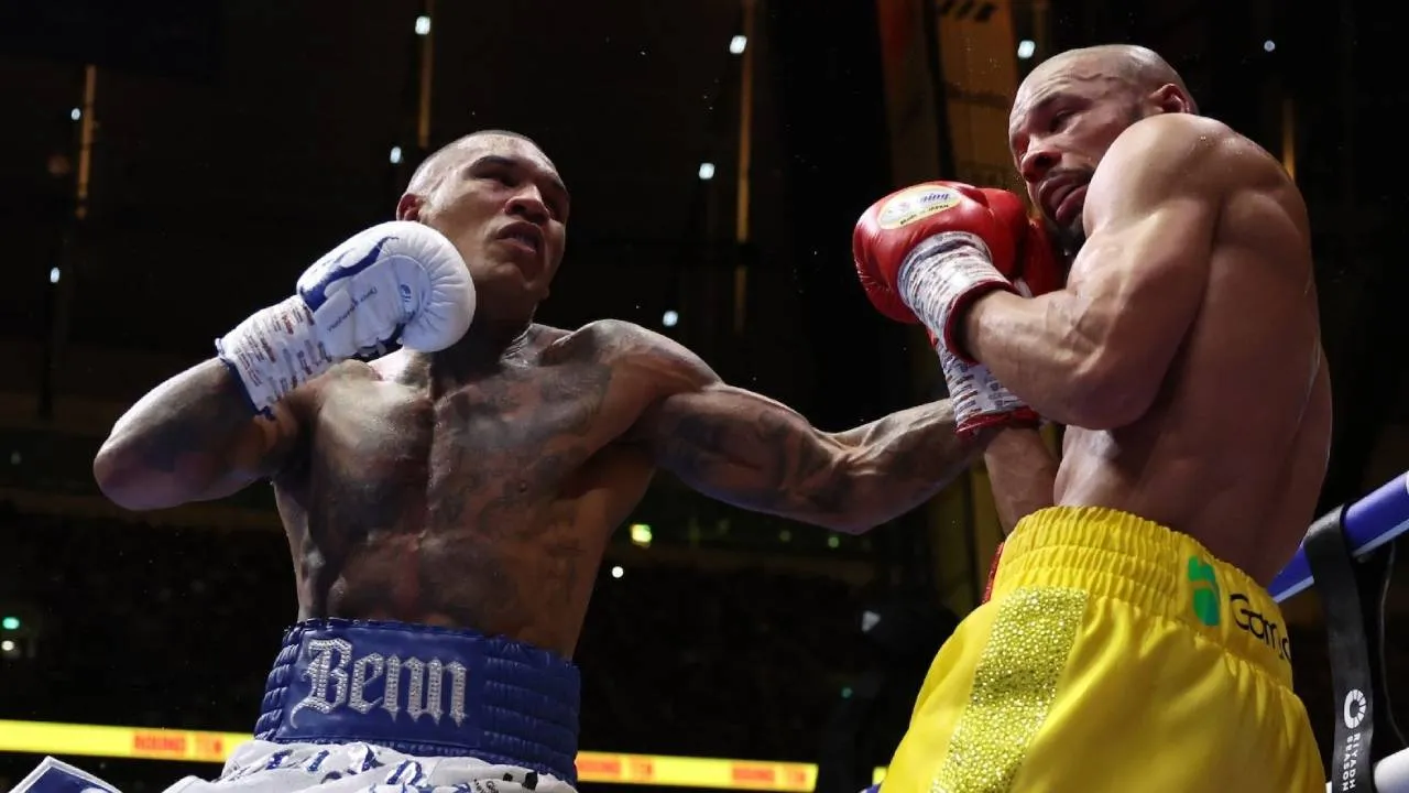 Chris Eubank Jr (kanan) dan Conor Benn. (Foto: Fight TV)