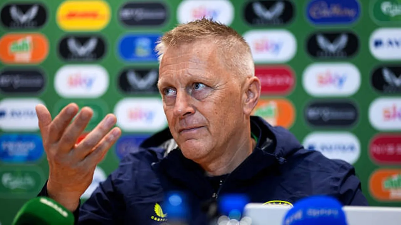 Heimir Hallgrimsson tegaskan fokus pada lapangan di tengah gelombang protes