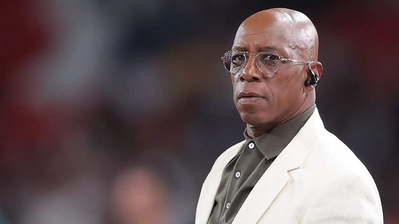 Ian Wright Minta Premier League Beri Hukuman Berat untuk Manchester City