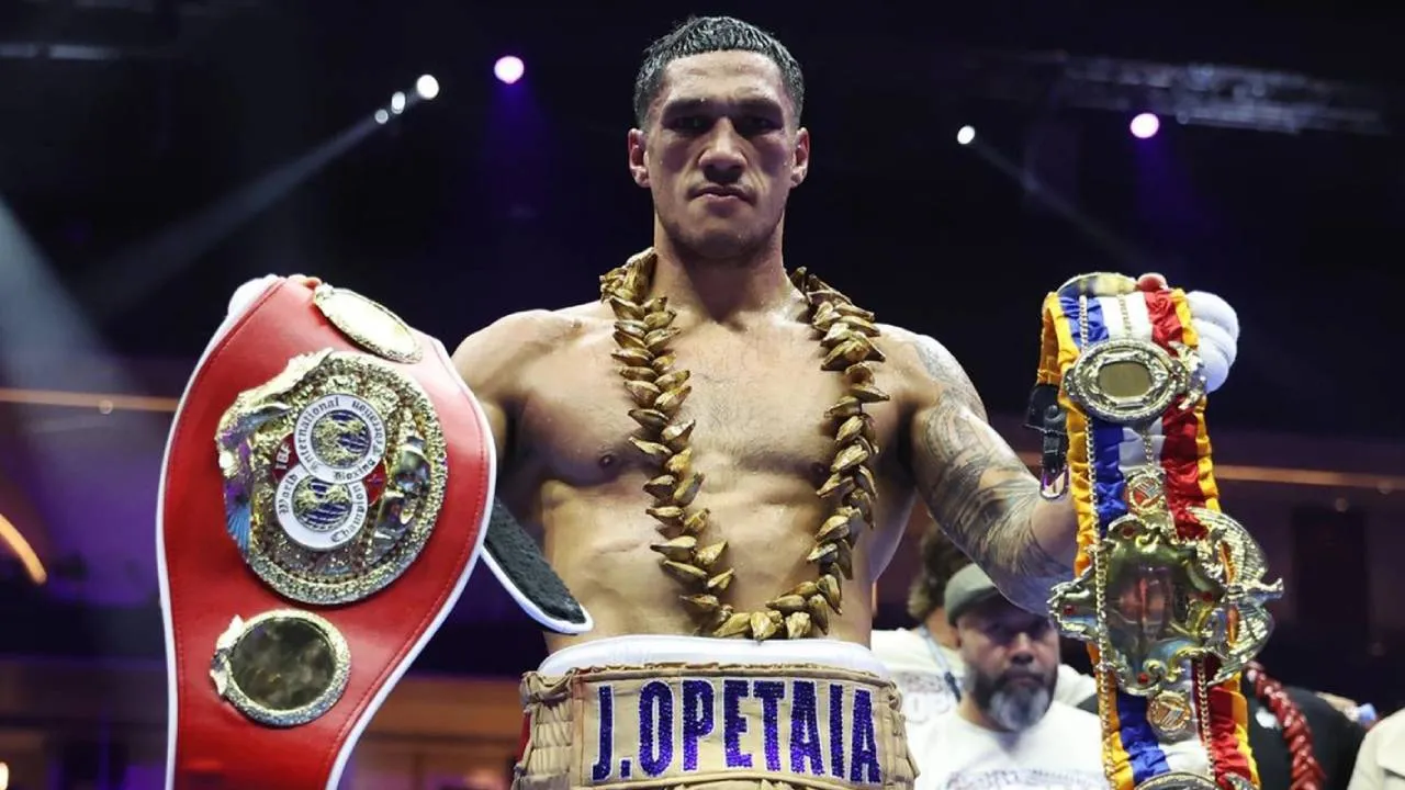 Jai Opetaia berharap bisa menghadapi David Benavidez dalam pertarungan penyatuan gelar. (Foto: Fight TV)