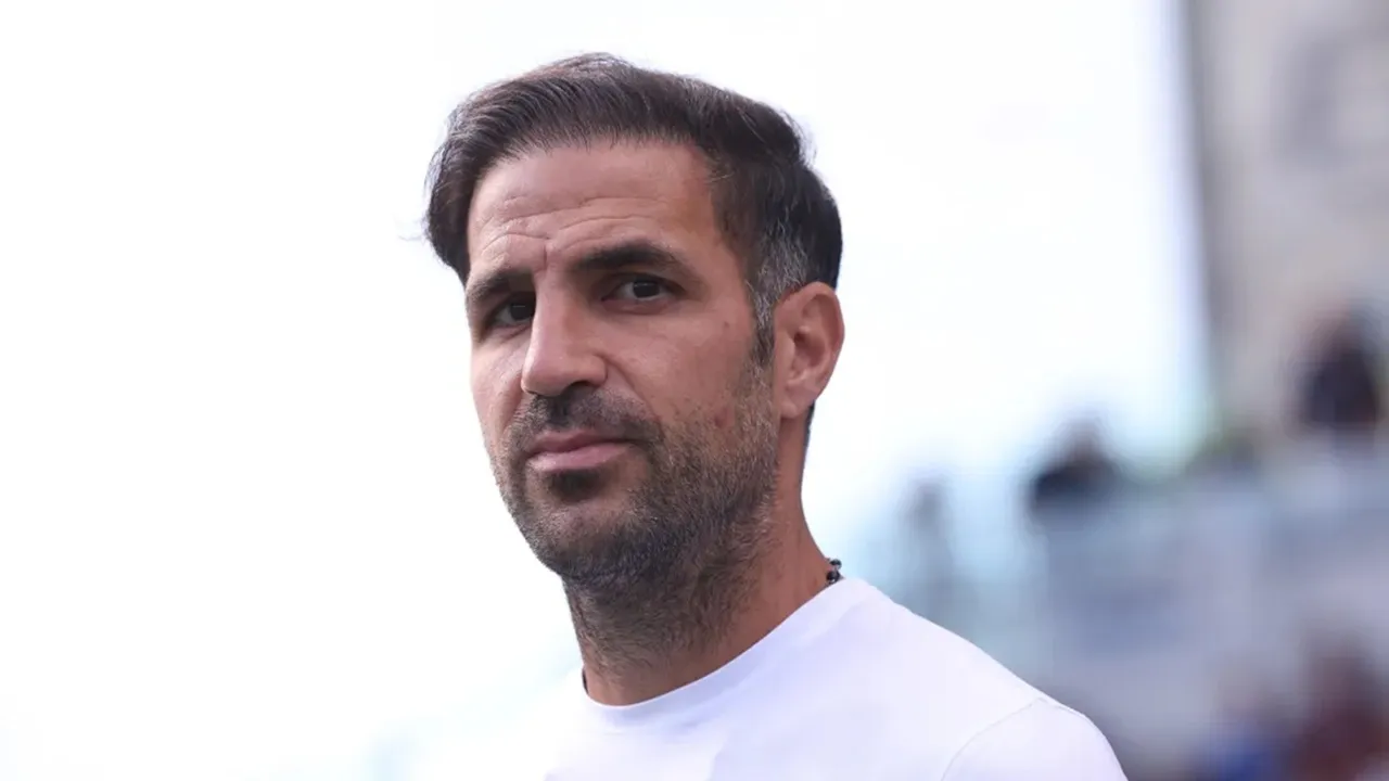 Joan Laporta Bantah Cesc Fabregas Gantikan Hansi Flick