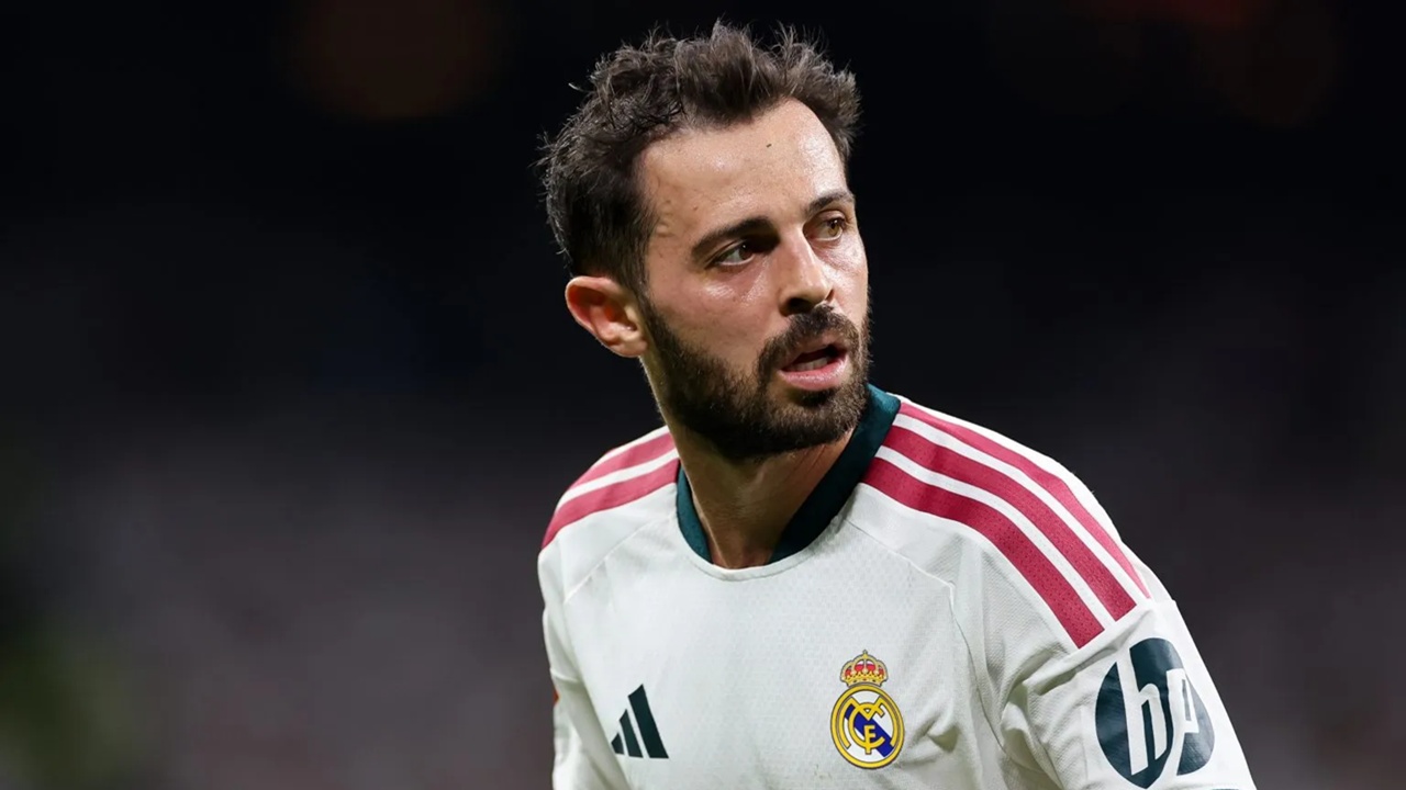 Luis Figo Desak Jose Mourinho Lebih Manfaatkan Bernardo Silva