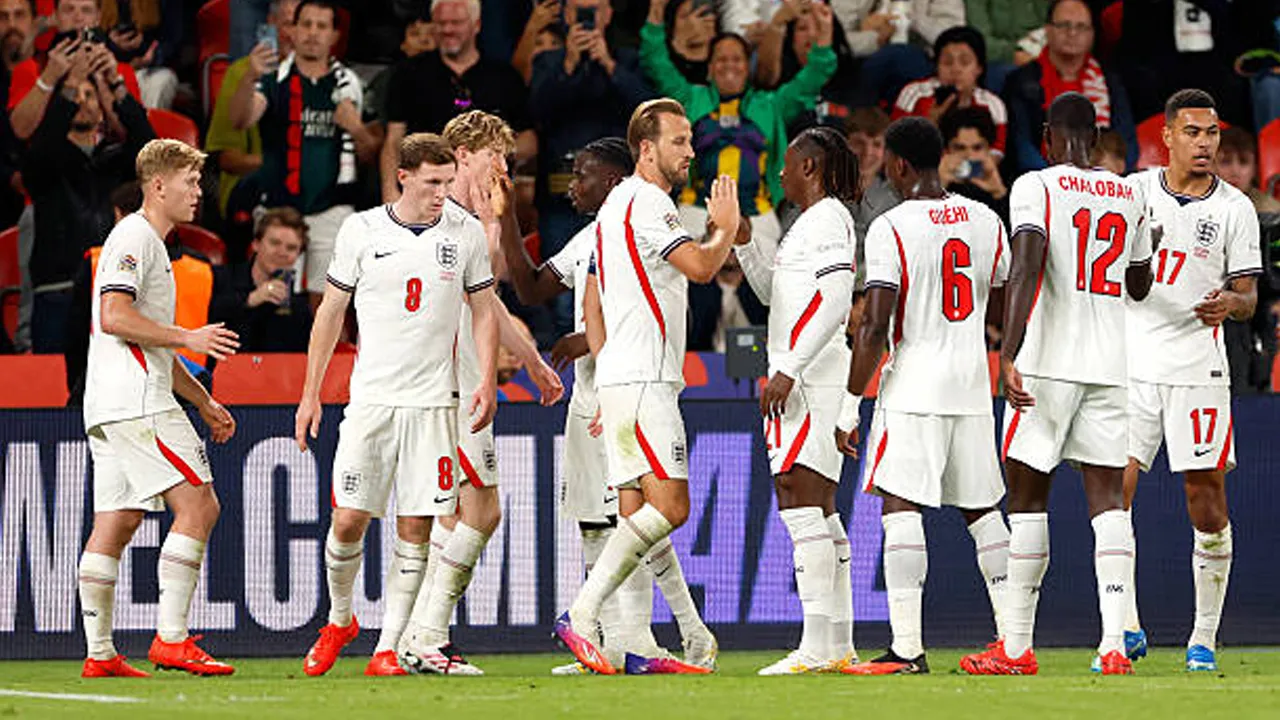 Manfaatkan Keunggulan Jumlah Pemain, Inggris Menang 2-0 atas Republik Ceko