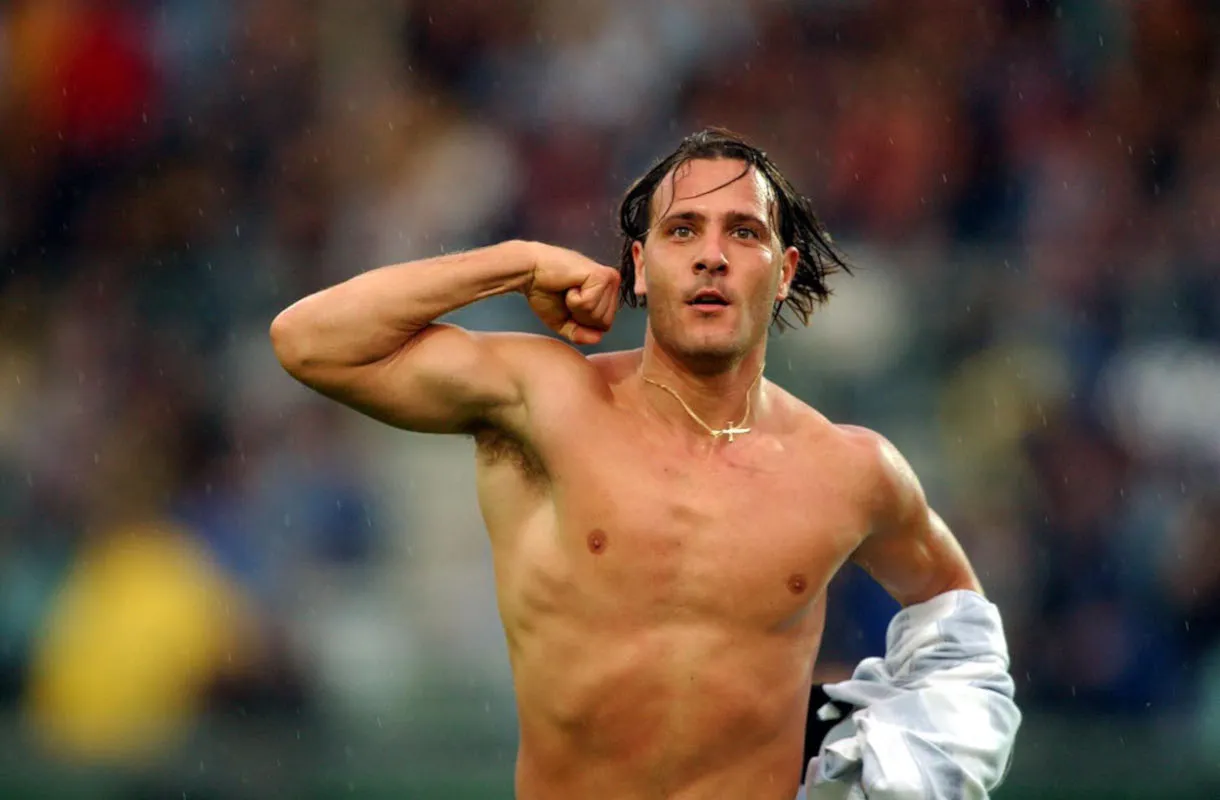 Muzzi Ungkap Tolak Arsenal dan Wenger, Bikin Cagliari Naik Pitam - sumber: (footballitalia)
