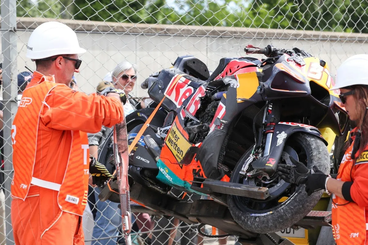 Pit Beirer: Masalah Mesin KTM Hampir Membunuh Kami - sumber: (motorsport)