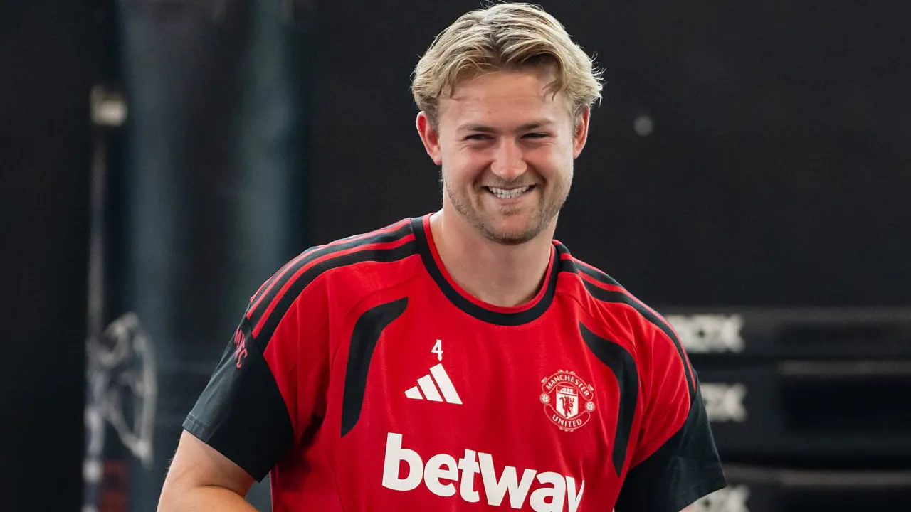 Ruud Gullit Beri Dukungan untuk Matthijs de Ligt yang Masih Berjuang Pulih