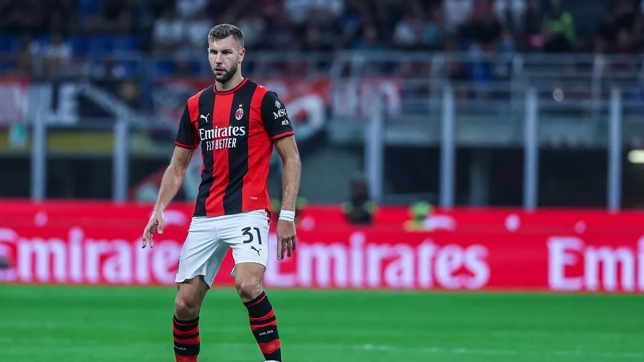 Strahinja Pavlovic Dalam Kondisi Bugar, Siap Tempur Saat Hadapi Sassuolo