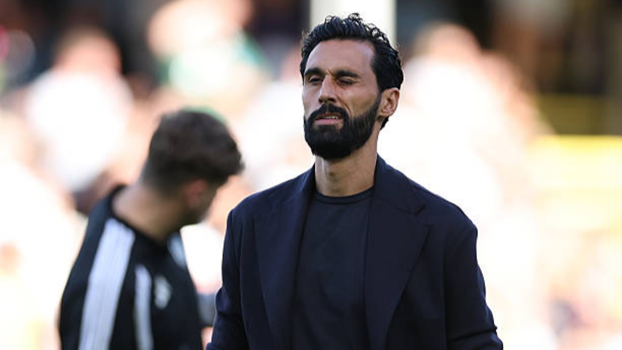 Alvaro Arbeloa Didakwa FA Usai Tuding Wasit Memihak Manchester United