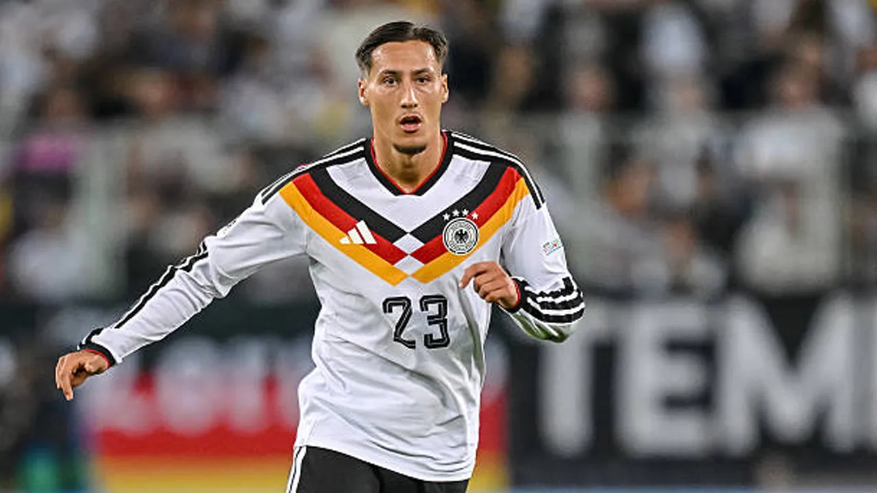 Bersinar di Eintracht Frankfurt, 3 Klub Premier League Taksir Younes Ebnoutalib