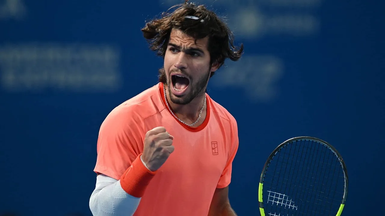 Selamat Dari Lubang Jarum, Carlos Alcaraz Kembali Ke Babak Kedua Di Tokyo