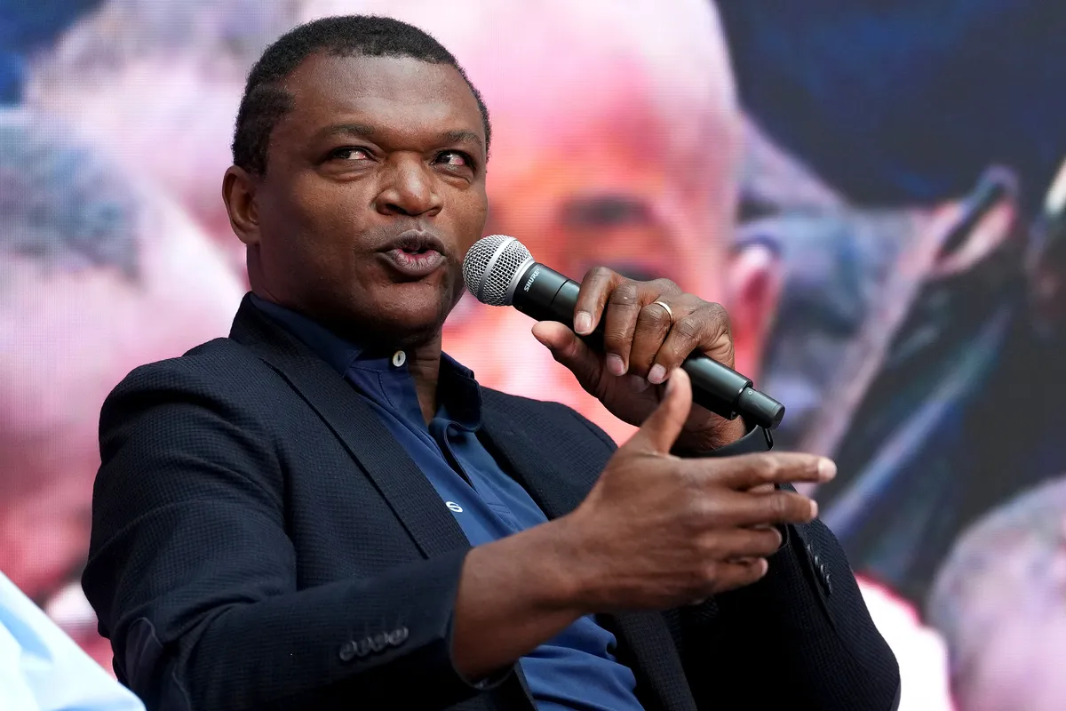 Desailly: Italia Butuh 5-6 Tahun Pulih dari Krisis Sepak Bola - sumber: (footballitalia)