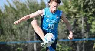 McTominay Kembali Berlatih Bersama Napoli Pasca Operasi Jantung