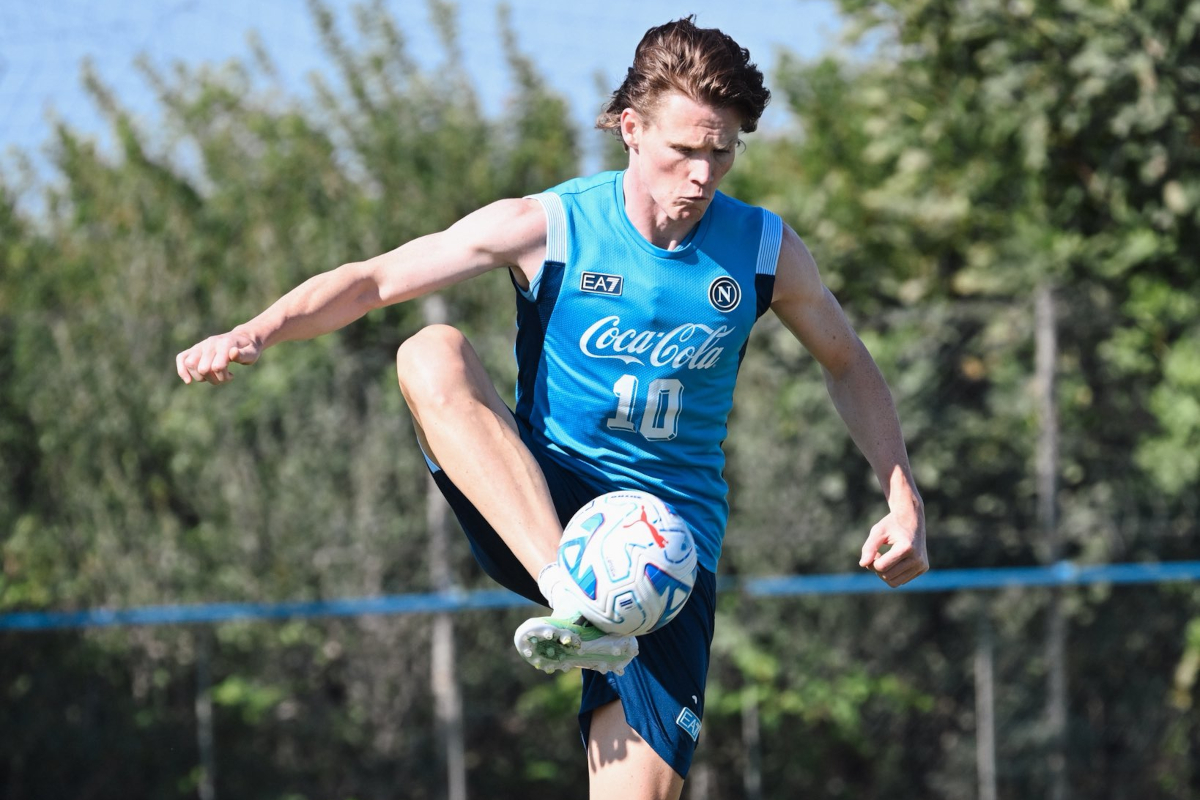 McTominay Kembali Berlatih Bersama Napoli Pasca Operasi Jantung