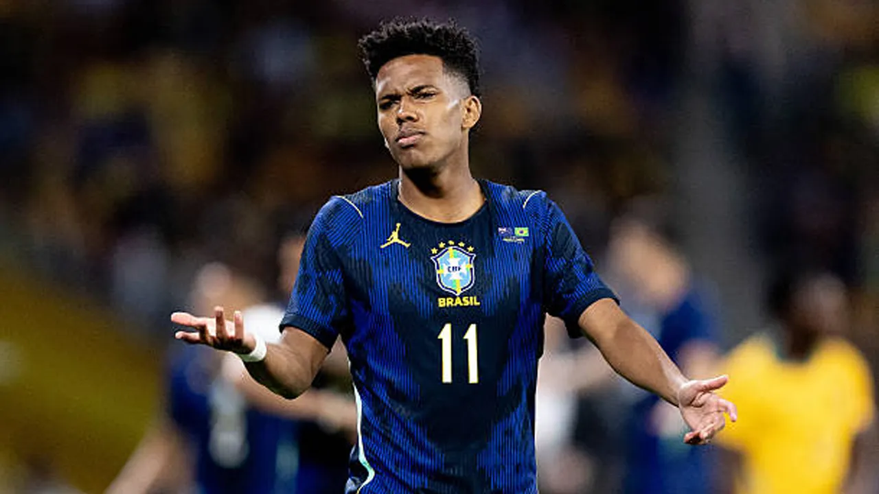Minim Menit Bermain, Estevao Willian Tak Mau Paksa Pindah dari Chelsea