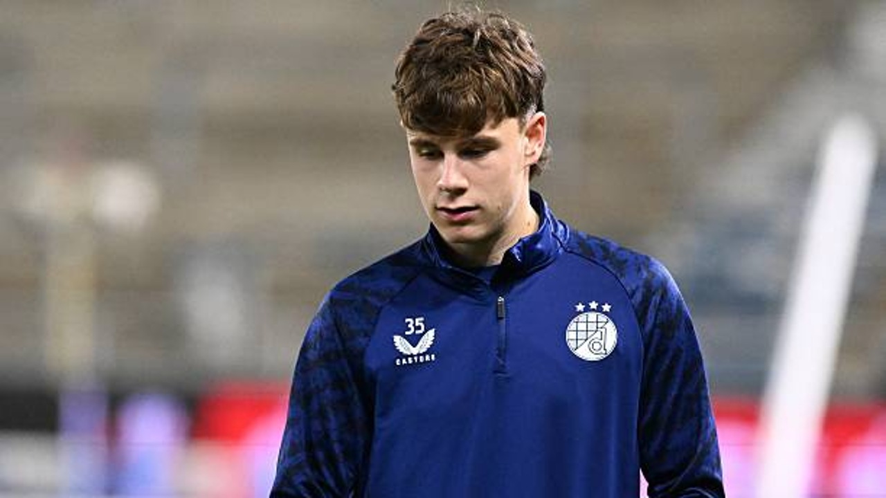 Newcastle United Incar Noa Mikic di Tengah Persaingan Lima Klub