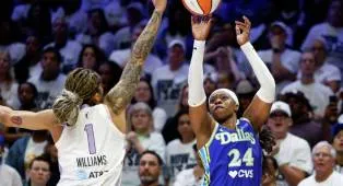 Ogunbowale Cetak Rekor 45 Poin, Dallas Wings Paksa Game 3 Versus Valkyries