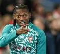 Rafael Leao Kenakan Jersey Nomor 7 Portugal Usai Kepergian Ronaldo