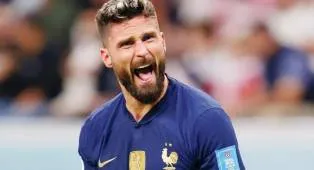 Rayakan Ultah ke-40 Tahun, Olivier Giroud Sebut Rafael Leao Talenta Murni